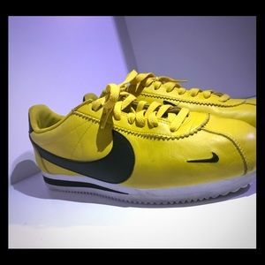Nike Cortez “Bright Citron”